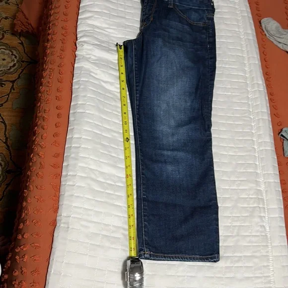 Lucky Brand “Sweet Jean Crop” Jean Capris - Picture 4 of 4